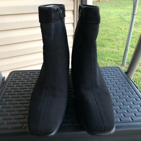 Stuart Weitzman Shoes - STUART WEITZMAN GORE-TEX BOOTS